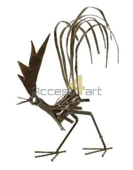 Metalen vogel, vechtende haan lopende vogel. Tuinvogel uit Zimbabwe. Birds of Zimbabwe metalen vogels in tuin uit Afrika.