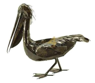Metalen vogel, pelikaan vogel. Tuinvogel uit Zimbabwe. Birds of Zimbabwe metalen vogels in tuin uit Afrika.