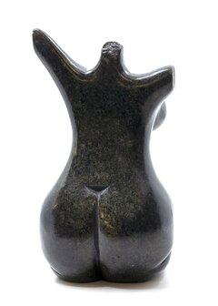 Stenen beeld torso knielend 1 persoon, 19 cm hoog, zwart