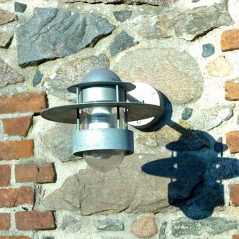 Louis Poulsen buitenlamp Albertslund Wand wit lang model