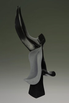 Stenen tuinbeeld uniek, Bloem abstract 