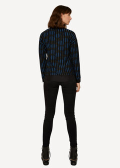 Oleana Cardigan 502 W Late night blueberry