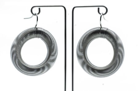 La Molla Oorbellen Sense metalen oorbellen veren 140466