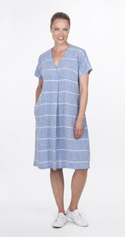 Ritva Falla Kielo robe bleu