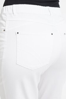 Laurie broek, model Hannah Regular Cropped basis tencel sand 28362-25102