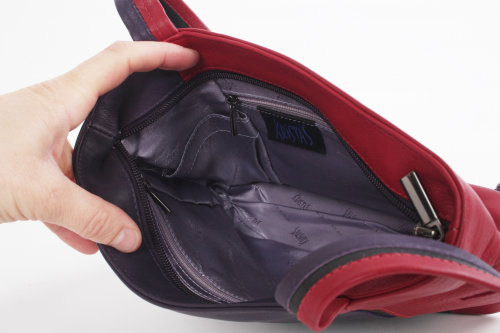 Krista's Helsinki Small zwart, rood, donker paars