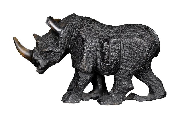 Stenen beeld neushoorn ruw speksteen 1 dier, 10 cm hoog, zwart