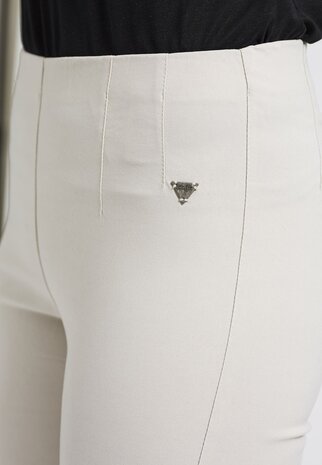 Laurie broek, model Slim basis viscose sand 27016-25137