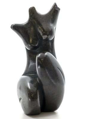 Stenen beeld torso knielend 1 persoon, 21 cm hoog, zwart