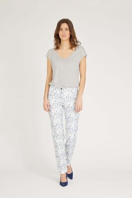 Laurie broek, model Charlotte Regular wit graphic 100362-43406