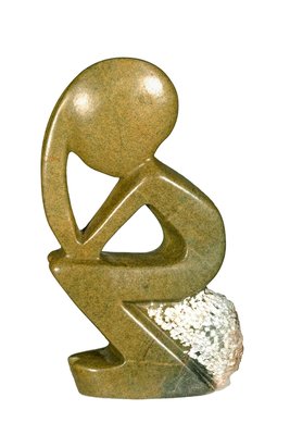 Speksteen beeld denker zittend abstract | 16 cm hoog | groen