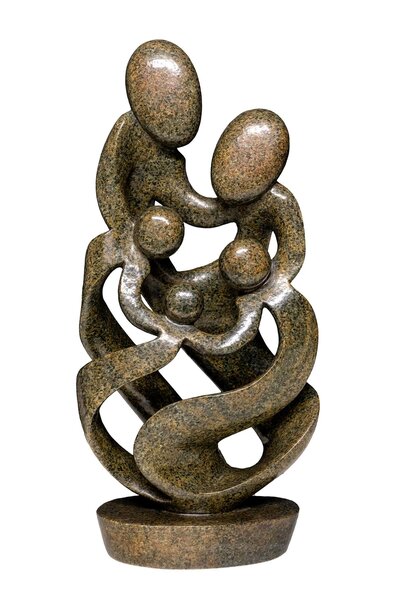 Speksteen beeld familie 5 personen | 56 cm hoog | bruin