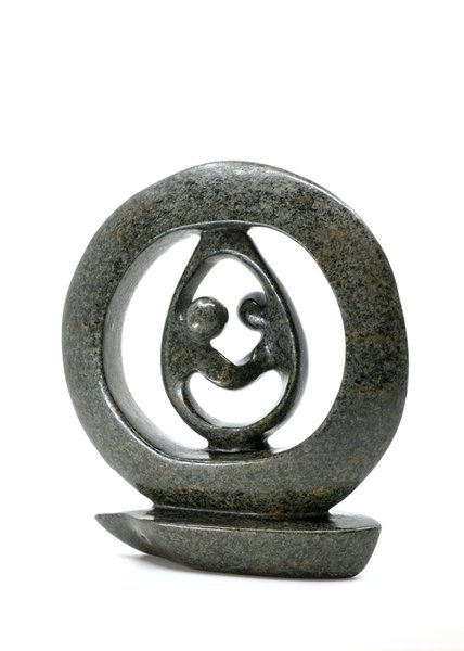 Stenen beeld ring liefdespaar relatie, familie, echtpaar twee personen 16 cm hoog, groen