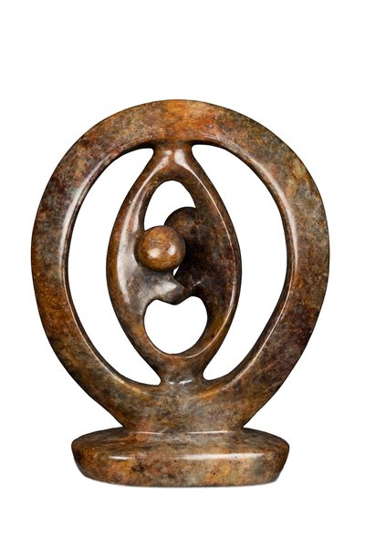 Speksteen beeld ring lover twee personen | 17 cm hoog | bruin