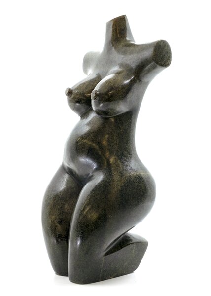 Stenen beeld torso knielend 1 persoon, 35 cm hoog, groen