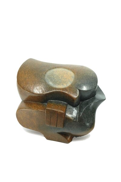 Stenen beeld uniek, Resting Man, Rustende man, Stabben Masakara, Tengenenge