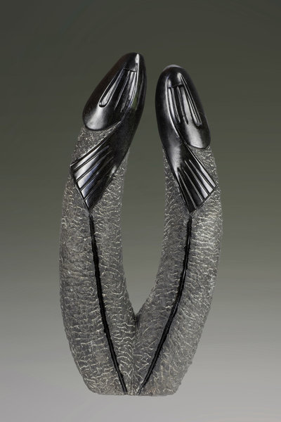 Stenen tuinbeeld uniek, Strong together, abstract 