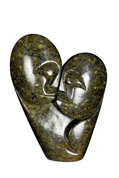Stenen beeld heart lover 2 personen | 24 cm hoog | groen