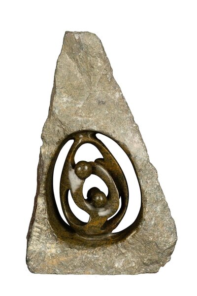 Speksteen beeld ruwe lover familie 4 personen | 26 cm hoog | bruin